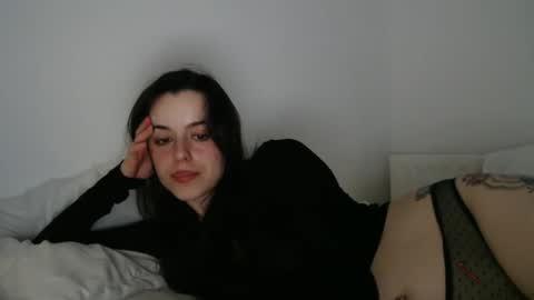 luana online show from November 28, 2025, 10:45 pm