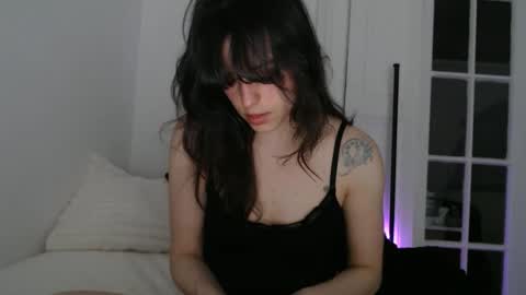 Snapshot of luana789 chatting on February 8, 2026, 10:13 pm luana online show from February 8, 2026, 10:13 pm