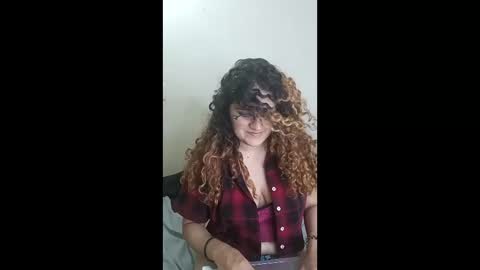 luana_winner online show from April 18, 2026, 4:38 am