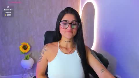 Luana online show from October 25, 2025, 12:02 pm