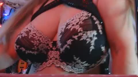 Snapshot of luanna837 chatting on June 14, 2026, 2:24 am luanna837 online show from June 14, 2026, 2:24 am