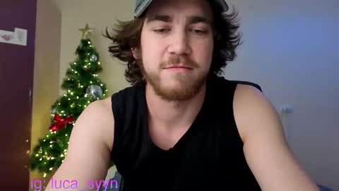 Snapshot of luca_syn chatting on December 16, 2025, 6:24 pm Luca S online show from December 16, 2025, 6:24 pm