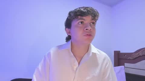 Snapshot of lucaas_king chatting on January 25, 2025, 1:30 pm Lukas online show from January 25, 2025, 1:30 pm