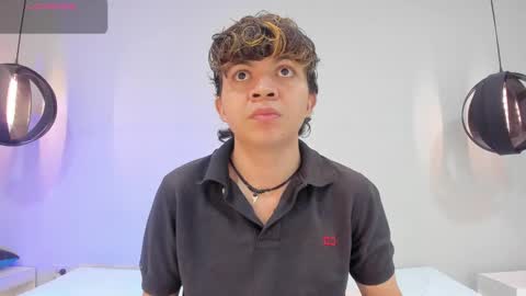 Snapshot of lucaas_king chatting on January 27, 2025, 11:43 am Lukas online show from January 27, 2025, 11:43 am