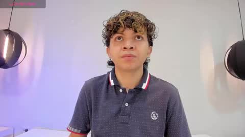 Snapshot of lucaas_king chatting on January 28, 2025, 11:49 am Lukas online show from January 28, 2025, 11:49 am