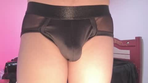 Snapshot of lucaas_king chatting on January 30, 2025, 3:08 pm Lukas online show from January 30, 2025, 3:08 pm