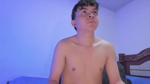 Snapshot of lucaas_king chatting on February 6, 2025, 3:31 pm Lukas online show from February 6, 2025, 3:31 pm