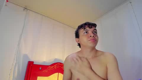 Snapshot of lucaas_king chatting on September 19, 2025, 10:05 am Lukas online show from September 19, 2025, 10:05 am