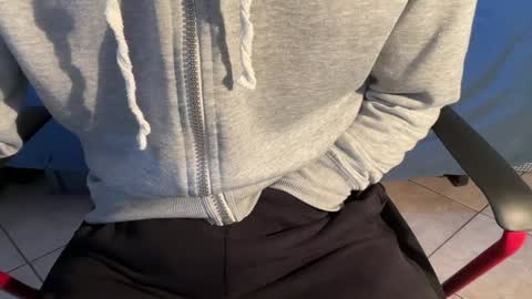 Snapshot of lucaprioli981 chatting on December 2, 2024, 11:23 am luca online show from December 2, 2024, 11:23 am