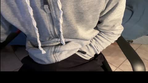 Snapshot of lucaprioli981 chatting on December 6, 2024, 7:56 pm luca online show from December 6, 2024, 7:56 pm