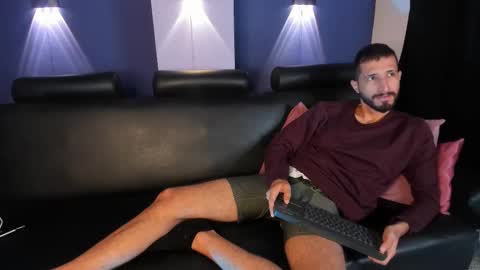 Lucas online show from February 18, 2026, 3:13 am