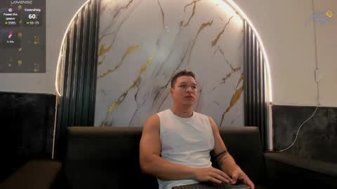 Lucas  Simone online show from May 19, 2026, 3:46 am