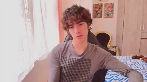 lucas_xo online show from October 27, 2025, 3:16 pm