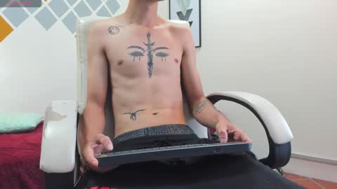 Snapshot of lucasssmith11 chatting on December 22, 2025, 12:02 pm LucassSmith11 online show from December 22, 2025, 12:02 pm