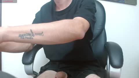 Snapshot of lucasssmith11 chatting on February 10, 2026, 7:29 pm LucassSmith11 online show from February 10, 2026, 7:29 pm