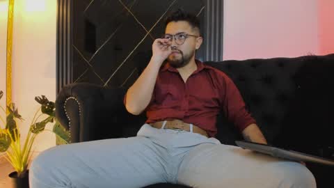 Snapshot of lucca_mallard chatting on May 2, 2026, 2:00 pm Lucca IG Luccamallard online show from May 2, 2026, 2:00 pm