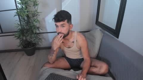 Snapshot of lucca_vega chatting on March 17, 2026, 2:31 pm Lucca online show from March 17, 2026, 2:31 pm