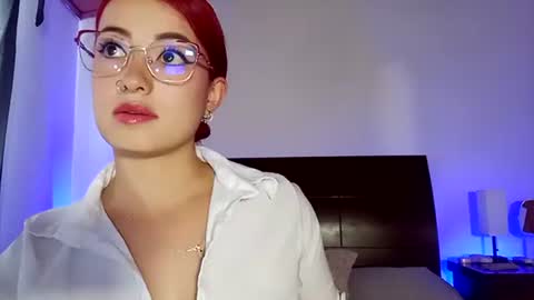 Snapshot of luccycollins_ chatting on January 8, 2026, 3:25 pm Luccy online show from January 8, 2026, 3:25 pm