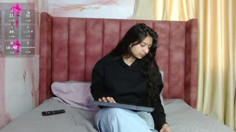 lucero_paris online show from March 31, 2026, 1:22 pm