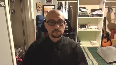 Luchi Luchano online show from November 18, 2025, 2:06 am