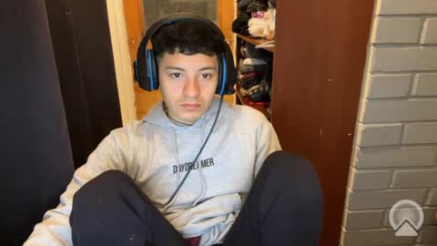 Snapshot of luchosaando chatting on September 13, 2025, 11:37 pm Felipe online show from September 13, 2025, 11:37 pm