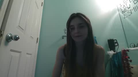 Snapshot of luci_layne chatting on March 2, 2025, 5:36 pm Luci Layne online show from March 2, 2025, 5:36 pm