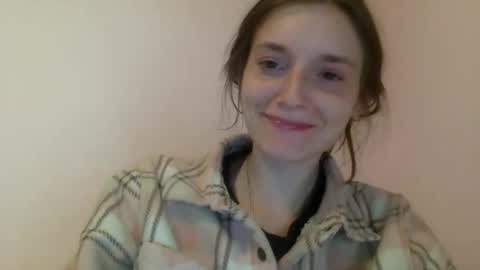 Snapshot of luci_layne chatting on July 15, 2026, 10:48 pm Luci Layne online show from July 15, 2026, 10:48 pm