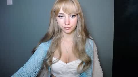 Lucy online show from October 31, 2025, 7:42 am