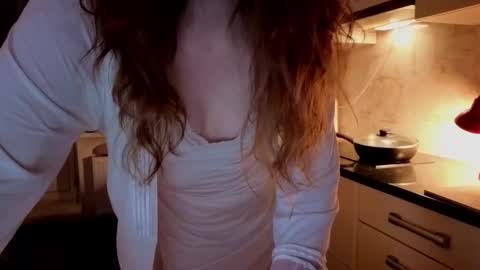 Lucia online show from October 6, 2025, 7:11 pm