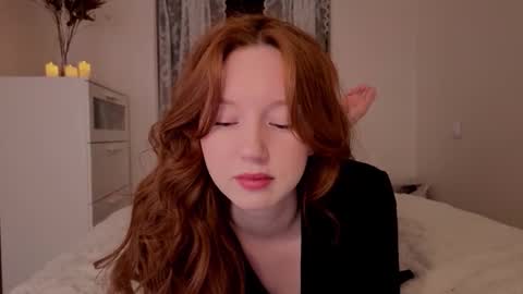 Snapshot of luciacoy chatting on March 4, 2026, 8:04 pm Lucia online show from March 4, 2026, 8:04 pm