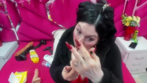 Luci online show from December 23, 2024, 8:47 pm