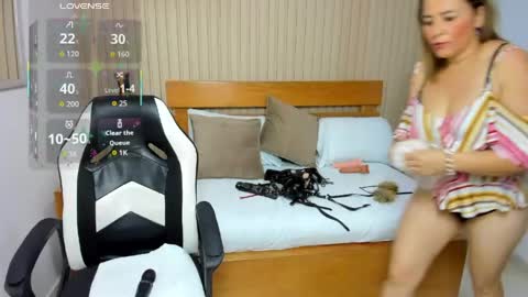 Snapshot of luciana_ballesteros chatting on May 23, 2026, 12:20 pm Luciana online show from May 23, 2026, 12:20 pm