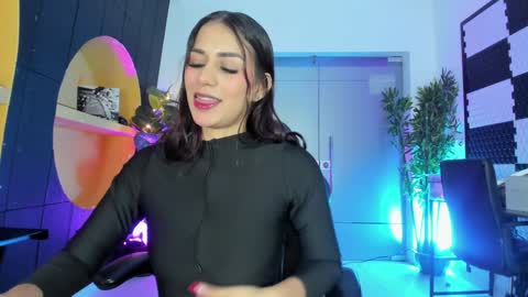    online show from February 9, 2025, 2:38 am