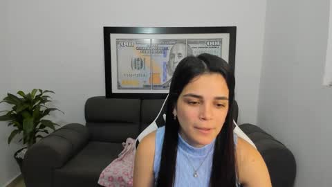 Snapshot of lucianamoreau_ chatting on March 7, 2026, 11:46 pm Luciana M online show from March 7, 2026, 11:46 pm