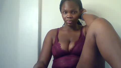Snapshot of luciaresa chatting on July 1, 2026, 6:26 am luciaresa online show from July 1, 2026, 6:26 am