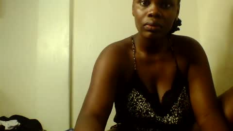 Snapshot of luciaresa chatting on July 15, 2026, 3:23 am luciaresa online show from July 15, 2026, 3:23 am
