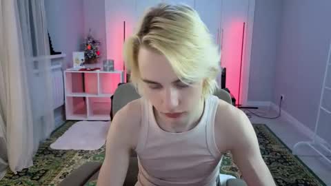 Snapshot of lucidangelok chatting on February 24, 2026, 1:09 pm Angelok online show from February 24, 2026, 1:09 pm