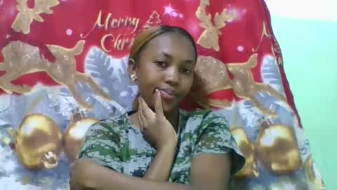 lucie196645 online show from May 19, 2026, 5:08 pm