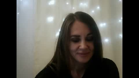 Snapshot of luciemack chatting on October 20, 2025, 9:26 pm LucieMack online show from October 20, 2025, 9:26 pm