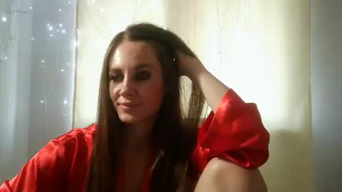 Snapshot of luciemack chatting on November 27, 2025, 1:13 pm LucieMack online show from November 27, 2025, 1:13 pm