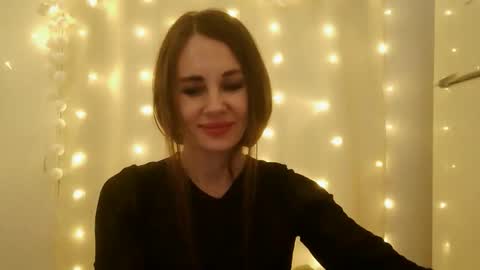 Snapshot of luciemack chatting on January 5, 2026, 5:27 pm LucieMack online show from January 5, 2026, 5:27 pm