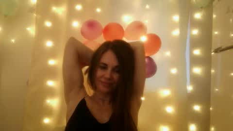 Snapshot of luciemack chatting on February 13, 2026, 4:30 am LucieMack online show from February 13, 2026, 4:30 am