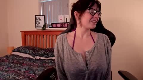 Lucie Winters online show from January 30, 2025, 9:04 am