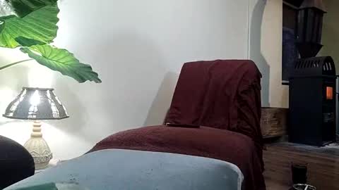 Lucifergotharder online show from November 23, 2025, 3:23 pm