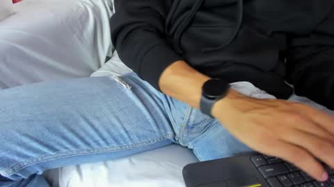 Snapshot of lucii_fer_ chatting on February 5, 2025, 2:05 pm Leo online show from February 5, 2025, 2:05 pm