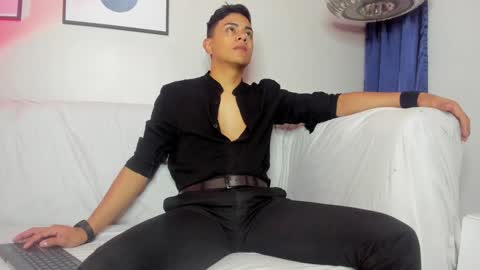 Snapshot of lucii_fer_ chatting on March 5, 2025, 11:28 am Leo online show from March 5, 2025, 11:28 am