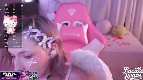 Snapshot of lucille_evans chatting on February 14, 2026, 11:23 pm Lucy UwU online show from February 14, 2026, 11:23 pm