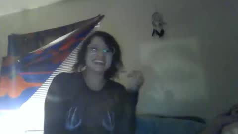 lucindalae online show from January 17, 2026, 11:48 am