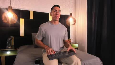 Lucio online show from April 2, 2026, 12:14 pm