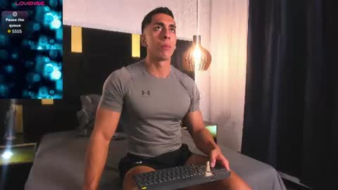 Snapshot of lucio__fox chatting on June 28, 2026, 12:11 pm Lucio online show from June 28, 2026, 12:11 pm